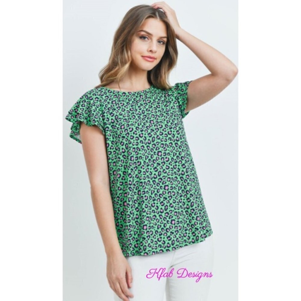 Leopard Print Ruffle Sleeve Knit Top